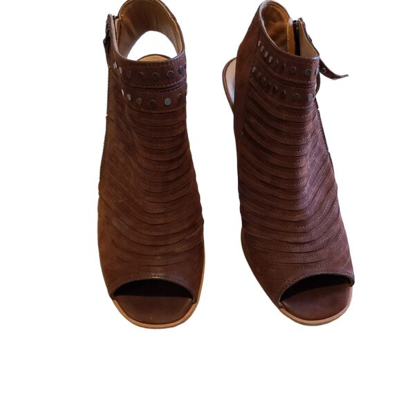 EUC Paul Green Brown Ankle Boots Size 5 UK = Size 7.5 US - Picture 2 of 8